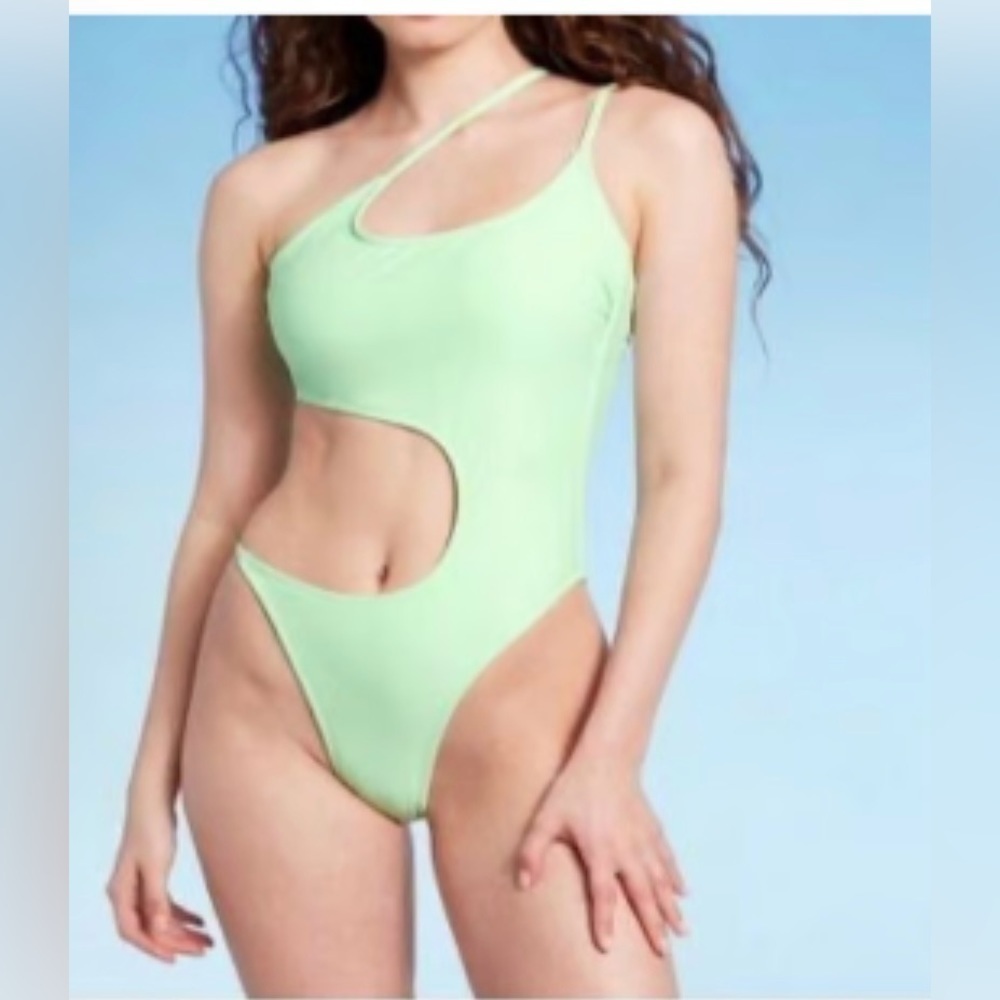 Wild fable One Shoulder Cut Out One Piece Swimsuit  Light Green size large